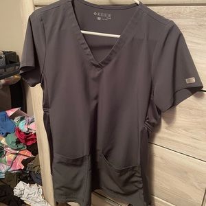 maternity scrubs S top XS petite bottoms